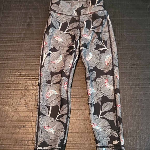 GAP FIT GIRLS LEGGINGS XS (4/5) - Picture 6 of 7